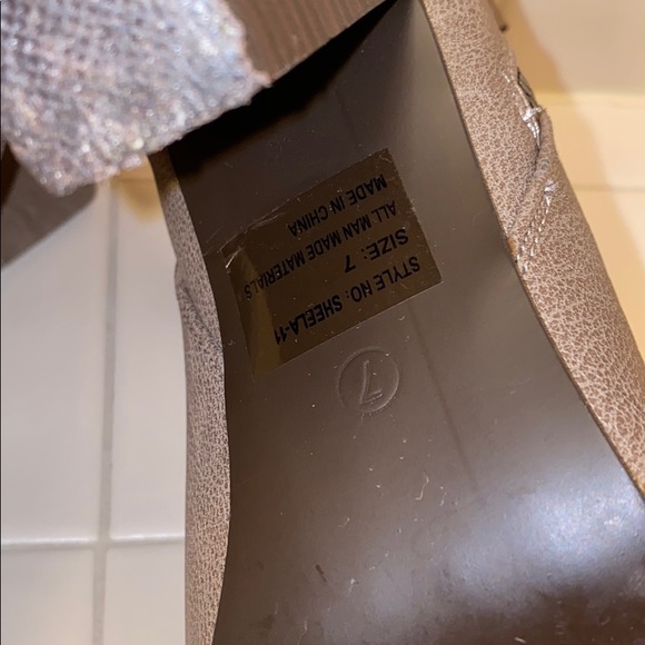 Open toe booties - Picture 11 of 13